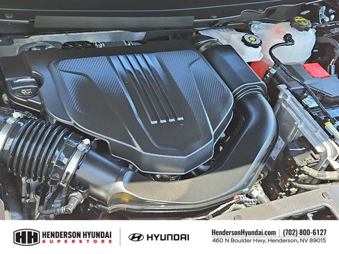 Used 2025 Chevrolet Traverse High Country FWD image 14