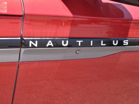 New 2026 Lincoln Nautilus Reserve w/ Jet Appearance Package AWD/4WD image 48