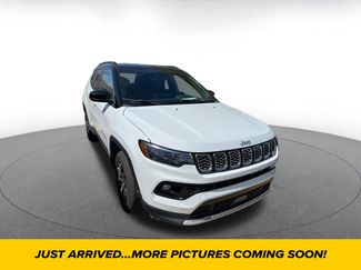 Used 2025 Jeep Compass Limited video 1