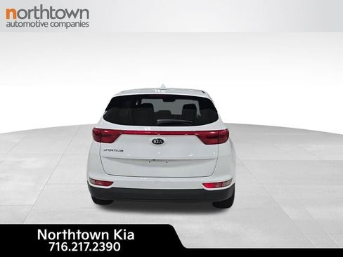 Certified 2019 Kia Sportage LX image 8