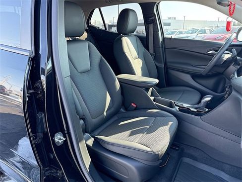 Used 2022 Buick Encore GX Select w/ Sport Touring Package image 25