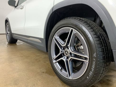Used 2022 Mercedes-Benz GLA 250 4MATIC w/ AMG Line image 15