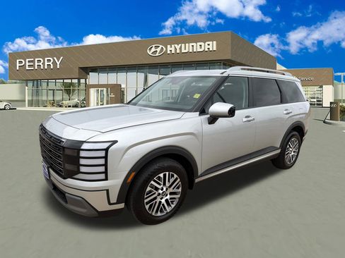 Used 2026 Hyundai Palisade SEL FWD image 1