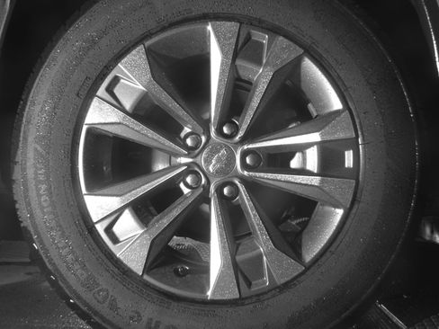 Used 2025 Chevrolet Equinox LT image 15