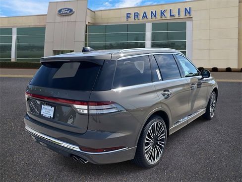 New 2025 Lincoln Aviator Black Label image 7