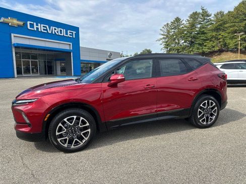 New 2025 Chevrolet Blazer RS image 3