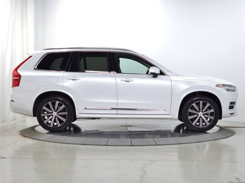 Used 2024 Volvo XC90 B5 Core w/ Climate Package AWD/4WD image 10