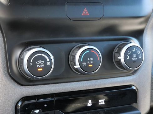 Used 2022 RAM 2500 Tradesman image 29