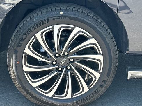 New 2026 Lincoln Navigator L Black Label image 21