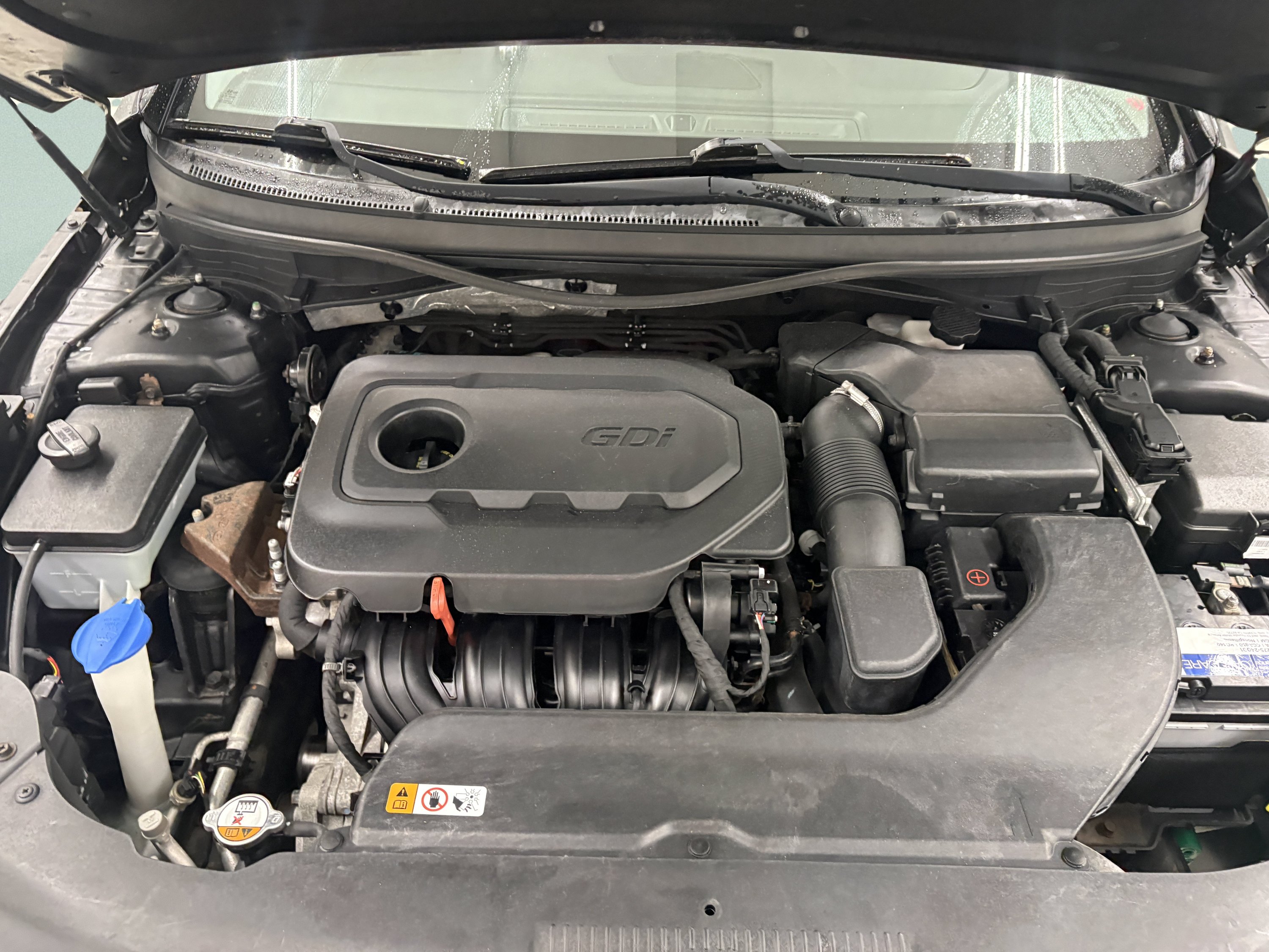 Used 2015 Hyundai Sonata Limited w/ Option Group 05 FWD image 7
