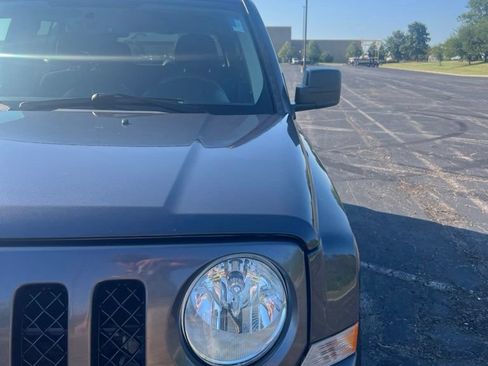 Used 2017 Jeep Patriot Sport w/ Power Value Group FWD image 14