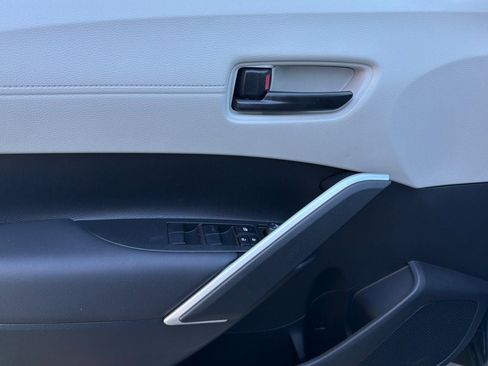 New 2026 Toyota Corolla Cross LE image 12