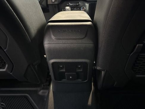 Used 2023 Ford Bronco Black Diamond AWD/4WD image 36