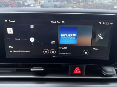 Used 2025 Kia Carnival SX w/ SX Dark Edition Package image 26