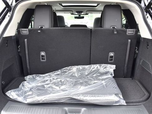 New 2027 INFINITI QX60 Luxe w/ Cargo Package FWD image 37