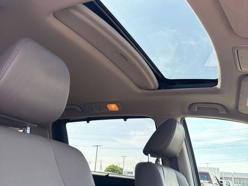 Used 2014 Honda Odyssey EX-L image 23