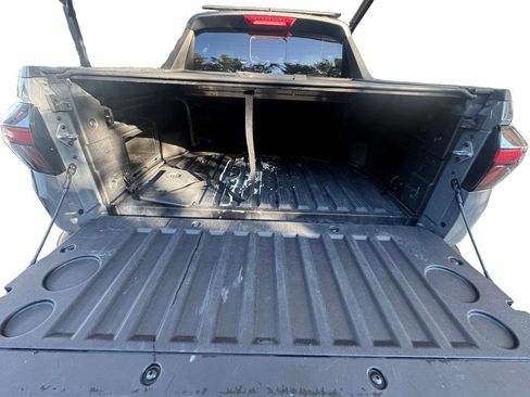 Used 2023 Hyundai Santa Cruz Limited image 19