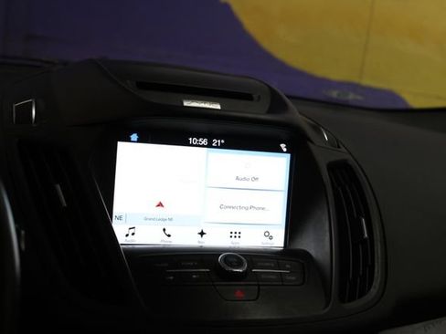 Used 2017 Ford Escape SE w/ Equipment Group 201A AWD/4WD image 20