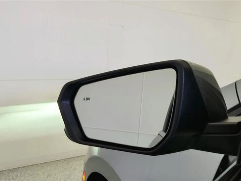 Used 2024 Chevrolet Equinox LT w/ LPO, Floor Liner Package image 28