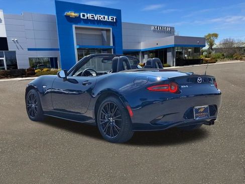 Used 2025 MAZDA MX-5 Miata Club w/ Appearance Package RWD image 24