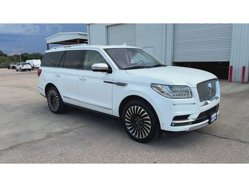 Used 2020 Lincoln Navigator Black Label AWD/4WD image 2