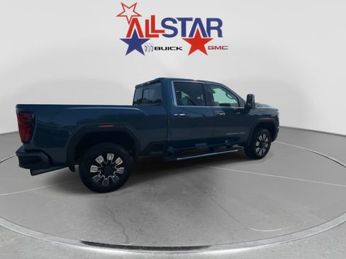 Used 2025 GMC Sierra 2500 Denali AWD/4WD image 8