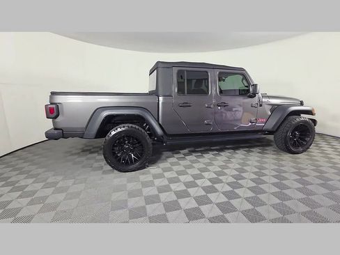 Used 2023 Jeep Gladiator Sport AWD/4WD image 39