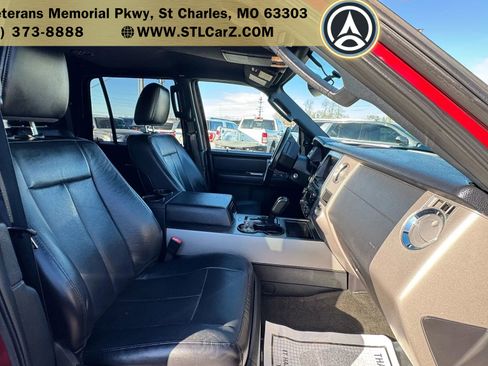 Used 2016 Ford Expedition EL XLT w/ Equipment Group 202A image 17