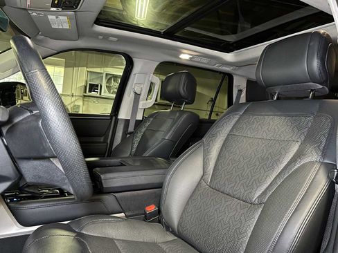 Used 2023 Toyota Sequoia Limited image 26