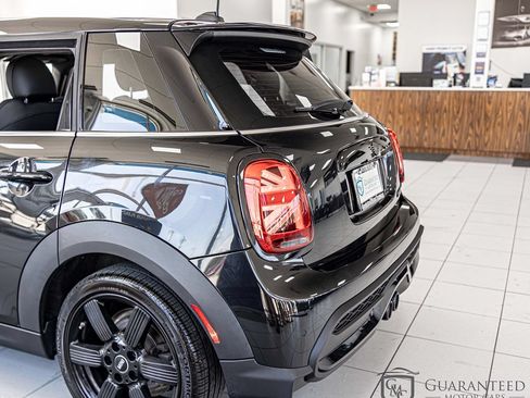 Used 2023 MINI Cooper S FWD image 12