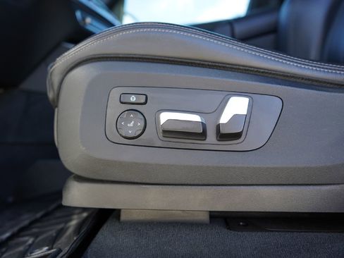 Used 2021 BMW X5 sDrive40i w/ M Sport Package image 24