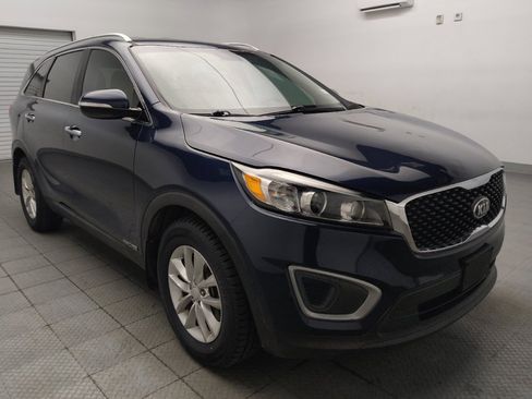 Used 2017 Kia Sorento AWD image 13