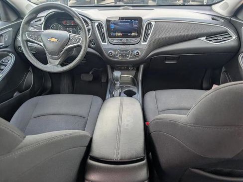 Used 2023 Chevrolet Malibu LT image 16