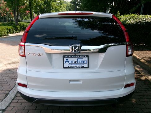 Used 2015 Honda CR-V LX image 6