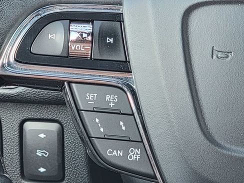 Certified 2021 Lincoln Navigator Reserve AWD/4WD image 34