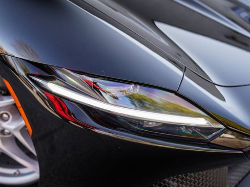 Used 2023 Ferrari Roma image 6