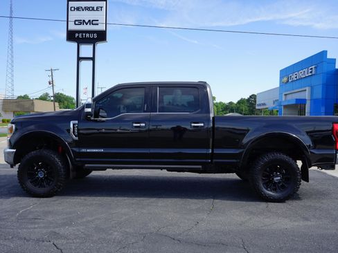 Used 2021 Ford F250 King Ranch w/ Tremor Off-Road Package AWD/4WD image 2