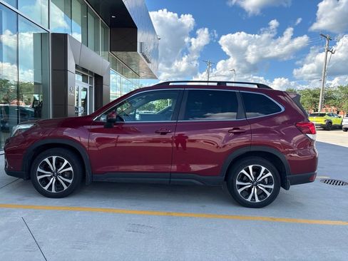 Used 2019 Subaru Forester Limited AWD/4WD image 4