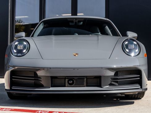 Certified 2025 Porsche 911 Carrera RWD image 8