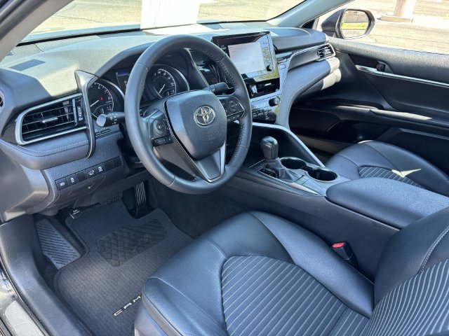 Used 2022 Toyota Camry SE w/ Carpet Mat Package (TMS) FWD image 18