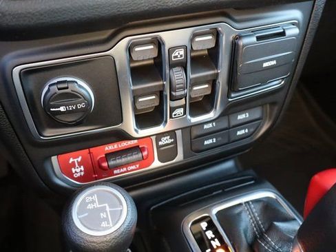 New 2026 Jeep Gladiator Willys image 24