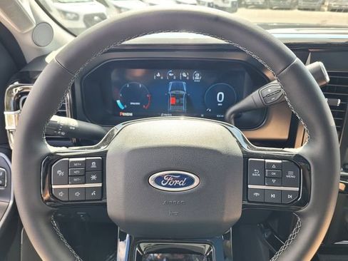 New 2026 Ford F250 Lariat w/ Black Appearance Package image 28