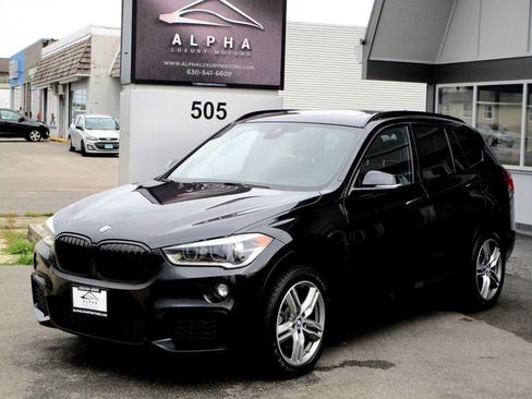 Used 2018 BMW X1 xDrive28i w/ M Sport Package image 5