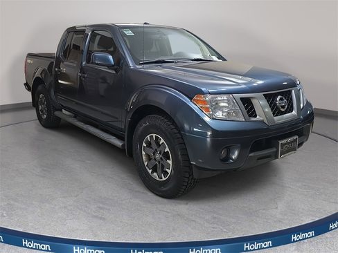 Used 2014 Nissan Frontier PRO-4X image 4