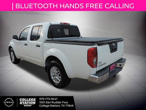Used 2021 Nissan Frontier SV image 6