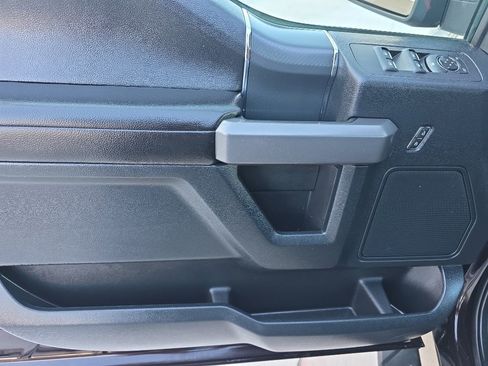 Used 2019 Ford F150 XLT w/ Equipment Group 302A Luxury image 14