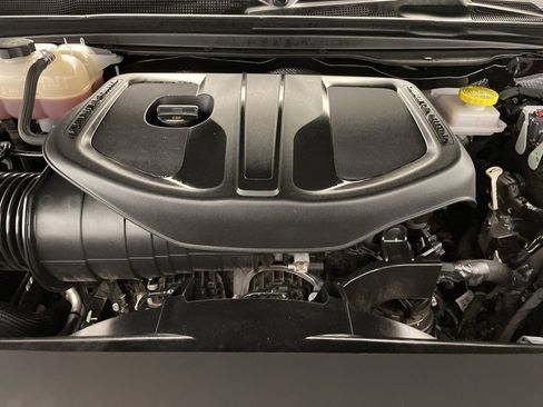 Certified 2025 RAM 1500 Laramie w/ Night Edition image 33