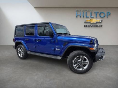 Used 2020 Jeep Wrangler Unlimited Sahara AWD/4WD image 2