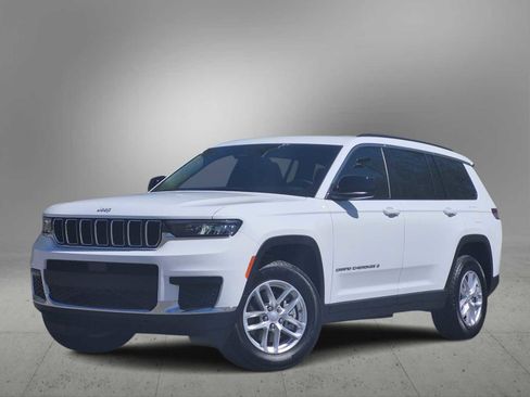 Used 2025 Jeep Grand Cherokee L Laredo w/ Trailer Tow Package AWD/4WD image 1
