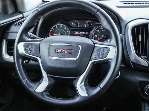 Used 2018 GMC Terrain SLE image 16